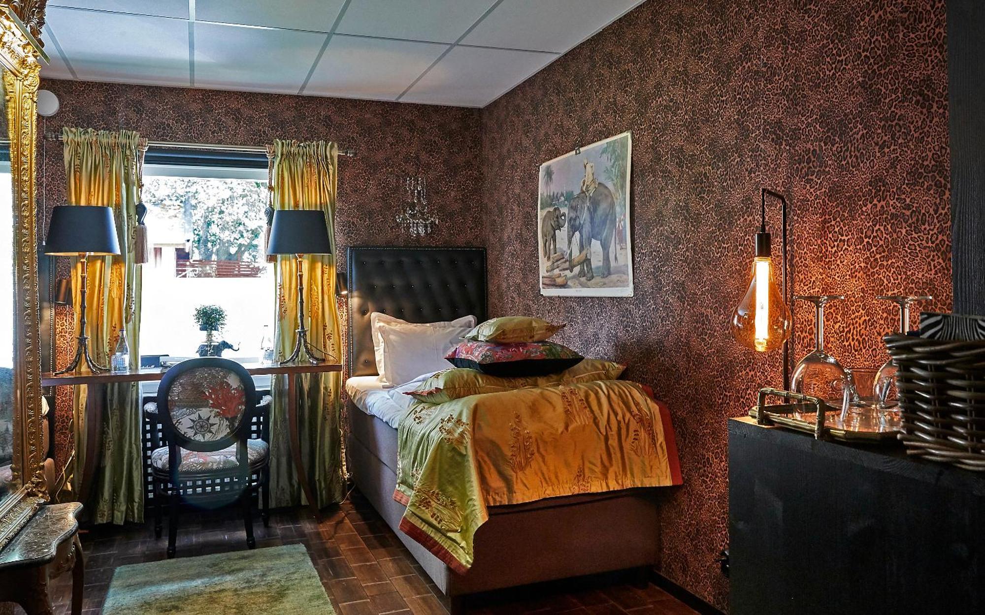 Bomans Hotell I Труса Екстер'єр фото